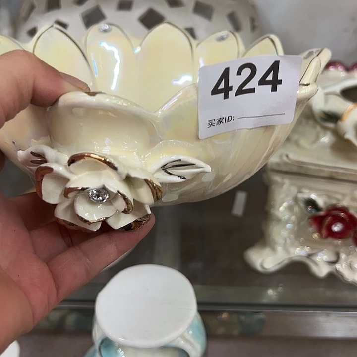 陶瓷瑕。。。。。。。。。。。。。。。。