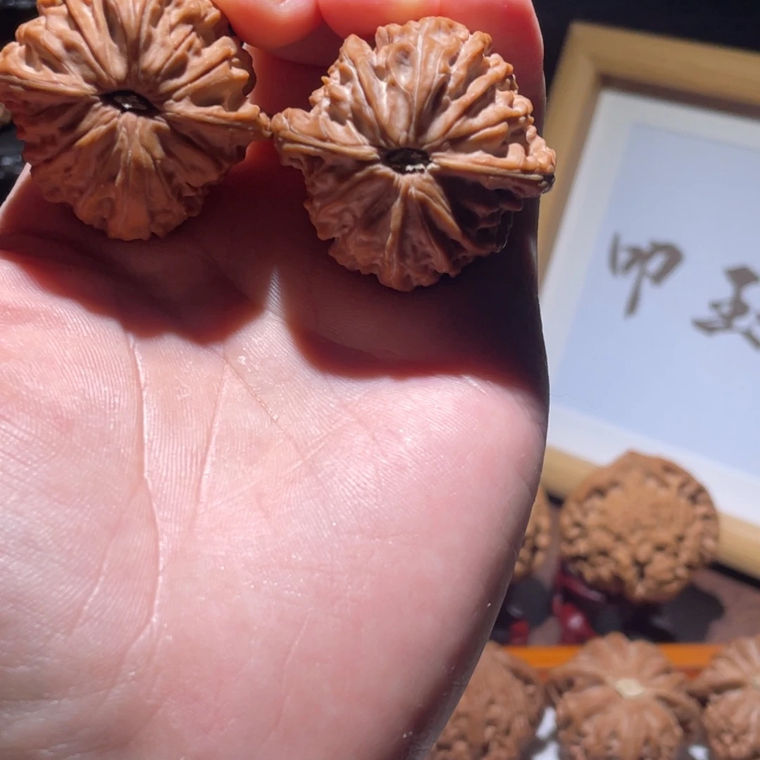 胡***计文玩核桃把件40全品磨盘