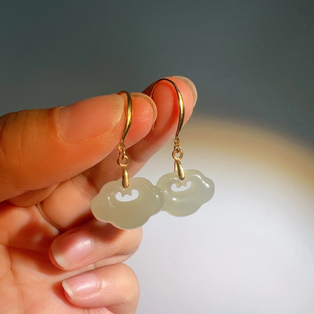 S925银和田玉晴水如意耳钩