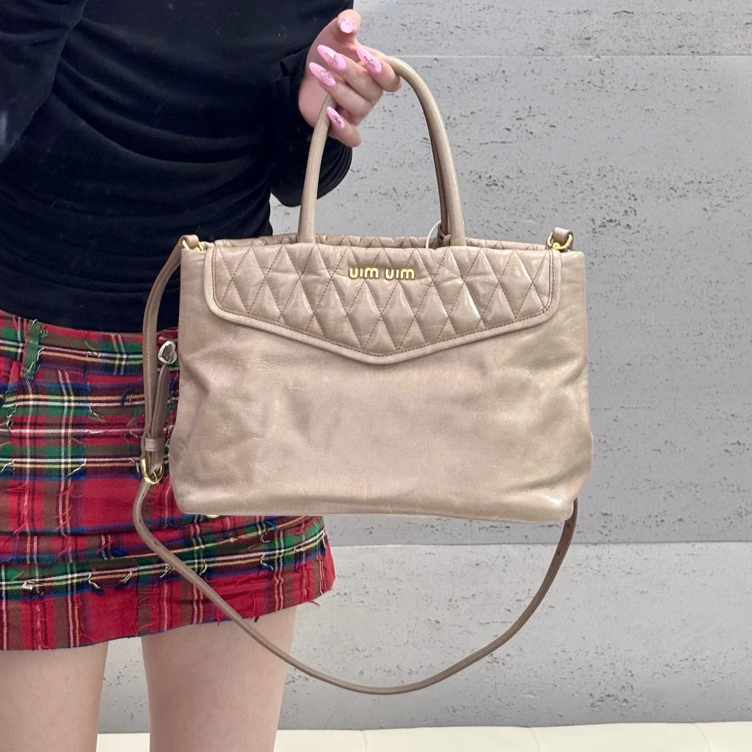 95新 MIU MIU/缪缪 Miumiu 裸肤色托特手提单肩包（K）
