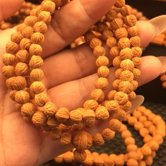 吊坠桃核明小金豆07