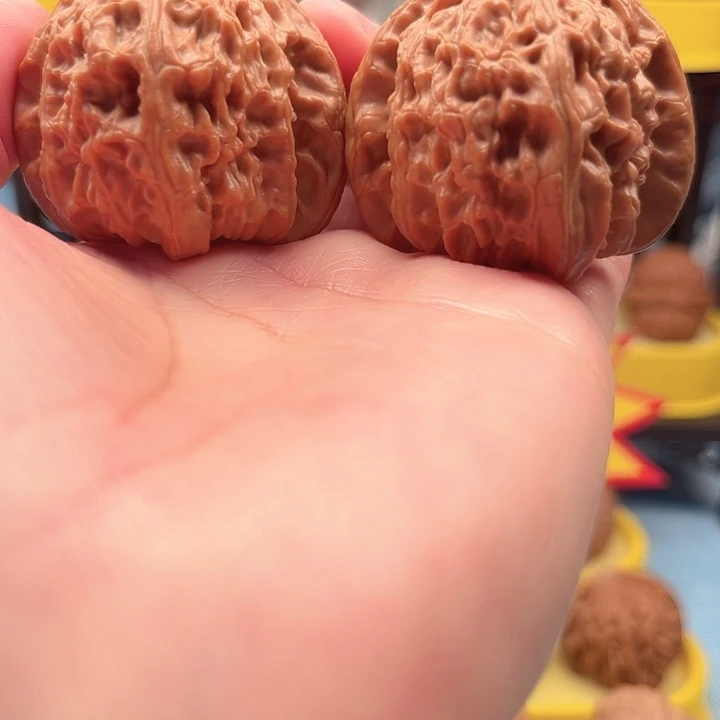 边****吊坠文玩核桃666888