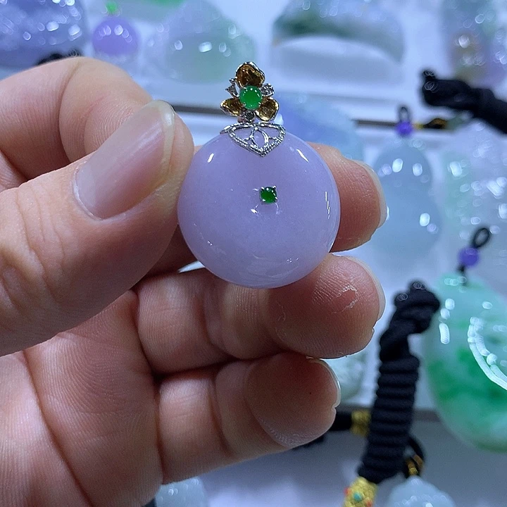 翡翠18K金镶嵌颈饰天然翡翠A货吊坠