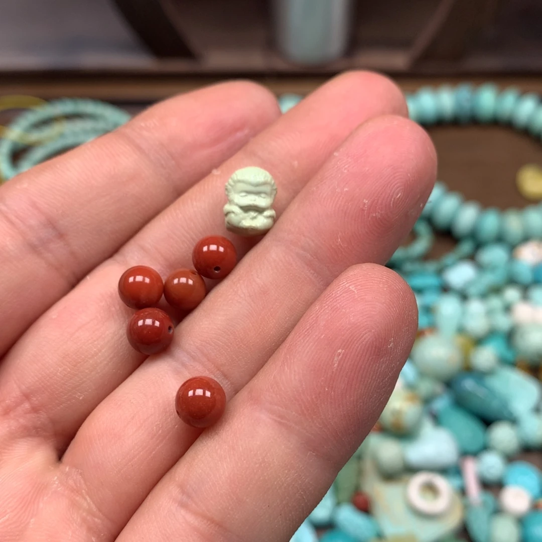 南红玛瑙雕刻未镶嵌