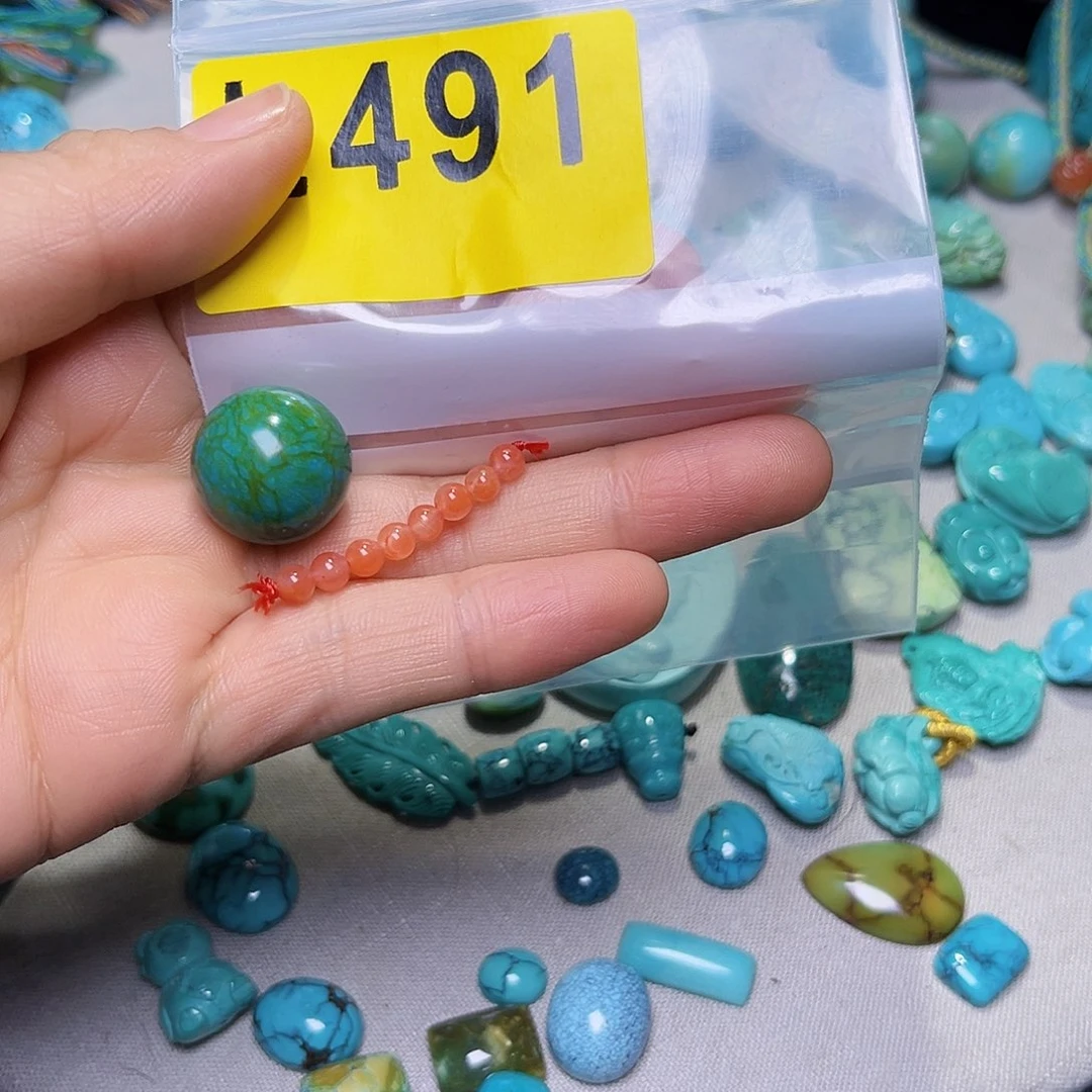 南红玛瑙未镶嵌珠宝奇石