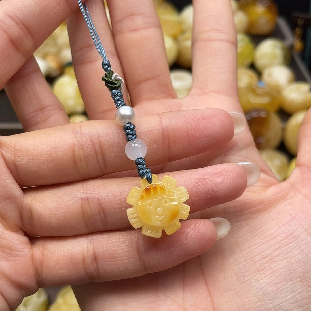 蜜蜡裸石未镶嵌蜜蜡