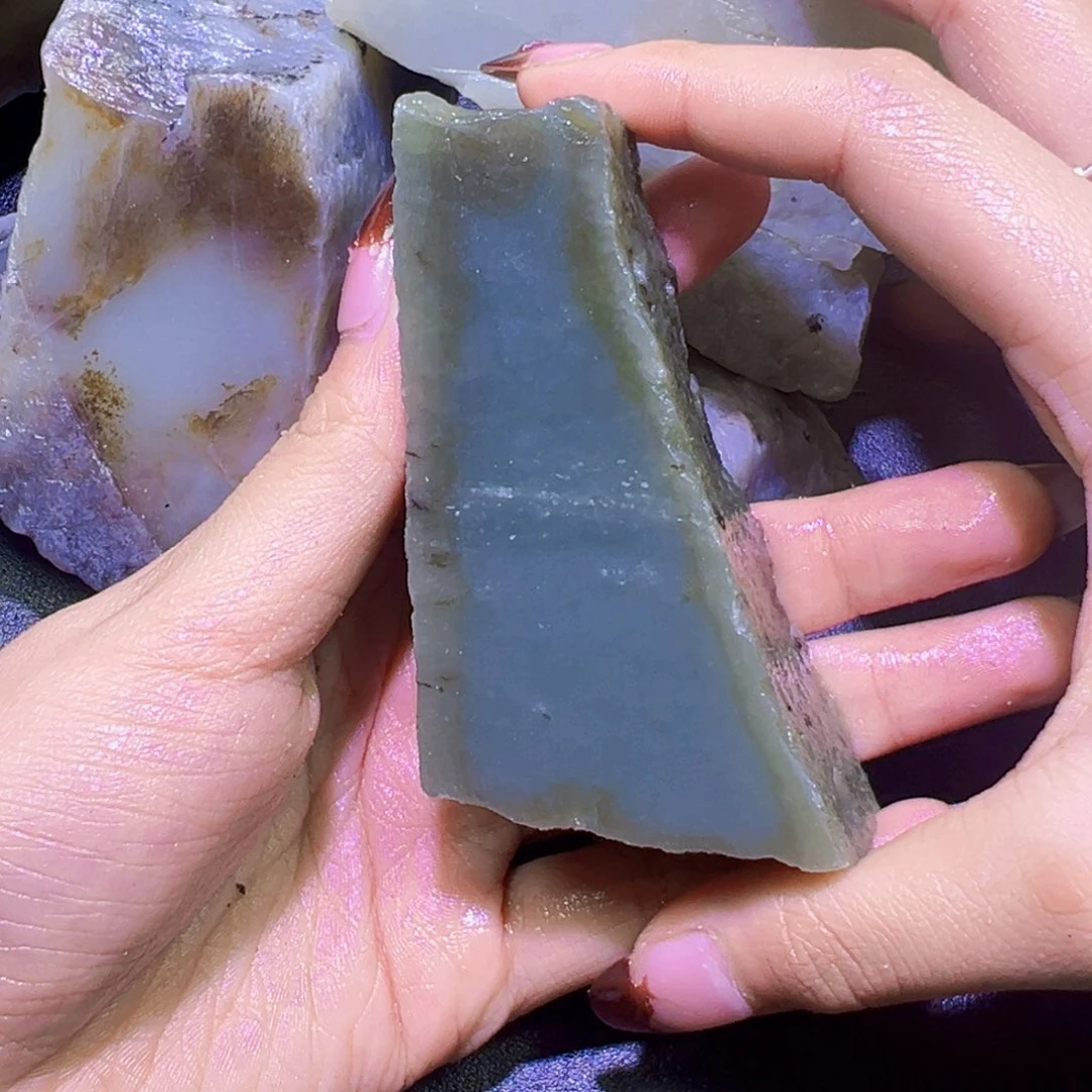 和田玉（糖玉）未镶嵌珠宝半成品