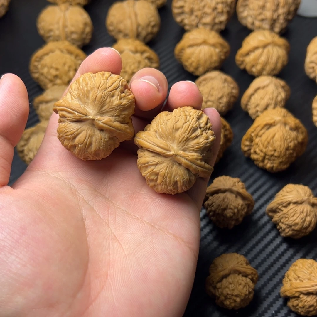 把件文玩核桃元宝40