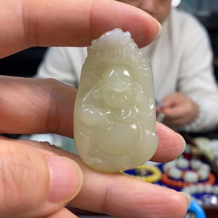 g***o和田玉未镶嵌颈饰