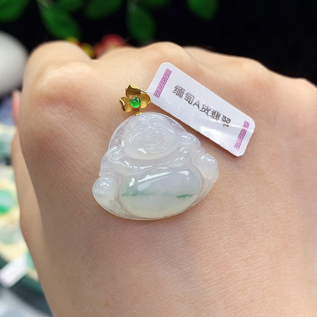 翡翠18K金镶嵌颈饰佛公