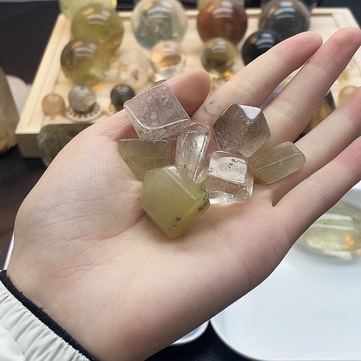 未镶嵌水晶珠宝半成品55