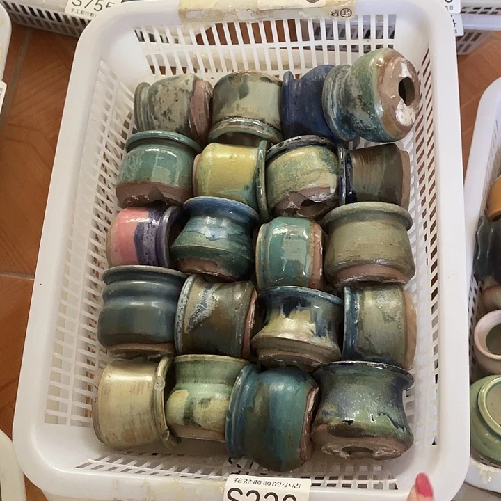 紫砂花盆220瑕疵品口径3到4左右