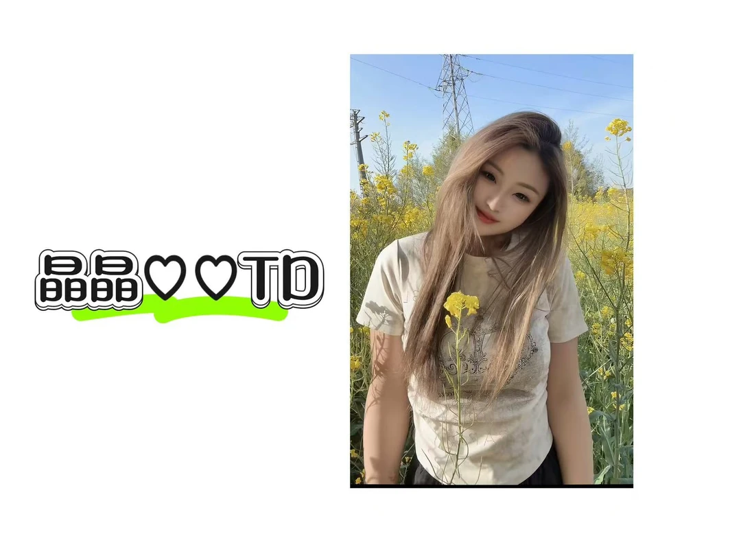 辣妹设计师重工镶钻款气质T恤时尚女士夏季圆领半袖