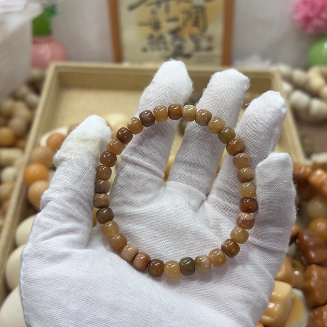 吊坠菩提根/象牙果7玉化龙脊孔道一般829