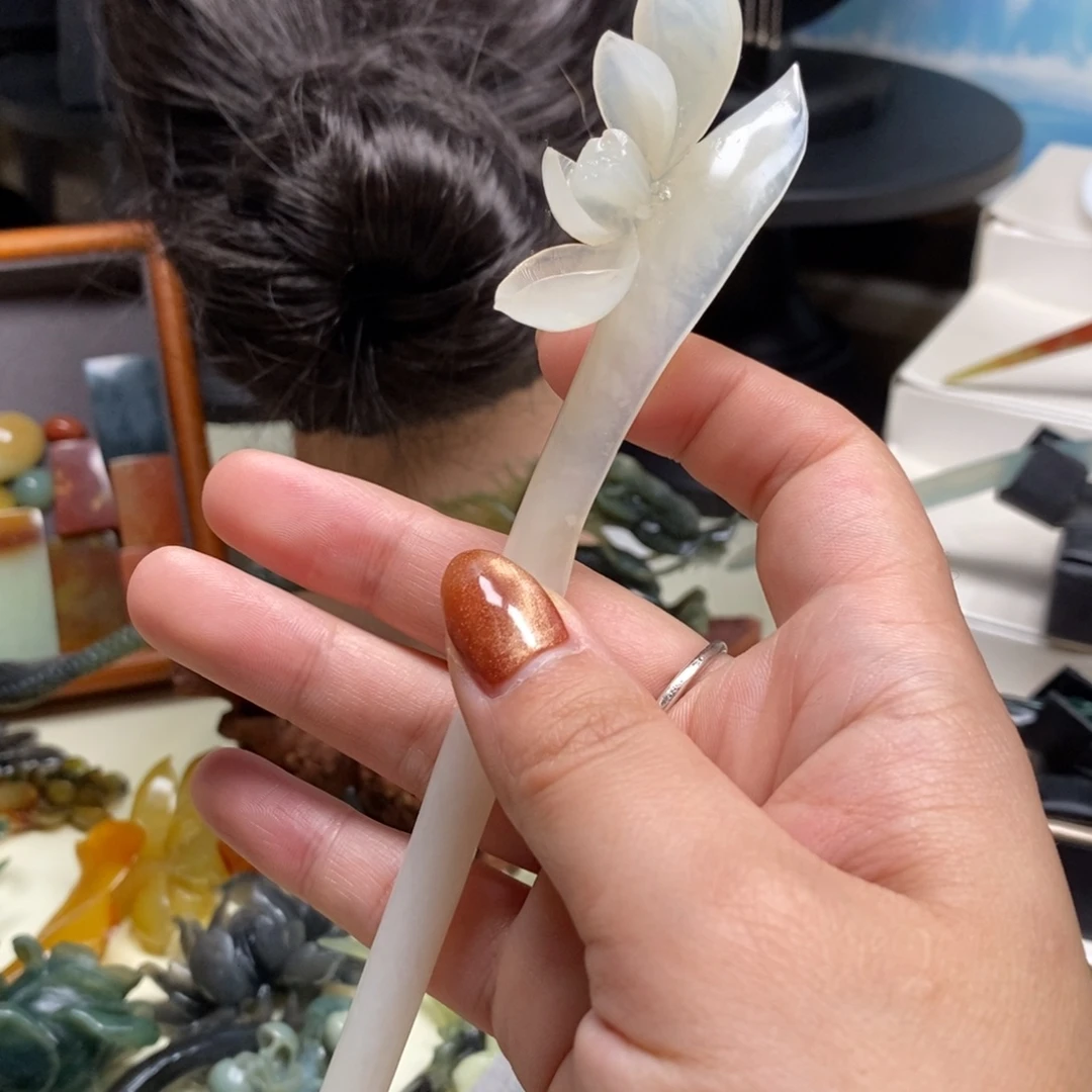 蛇纹石玉未镶嵌发饰