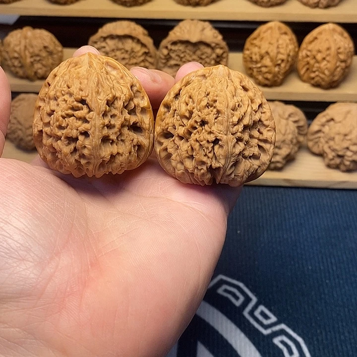 核桃文玩核桃南疆石