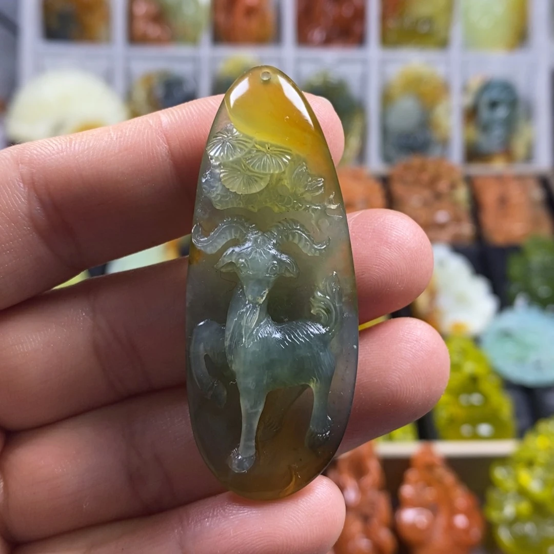 合金蛇纹石玉颈饰