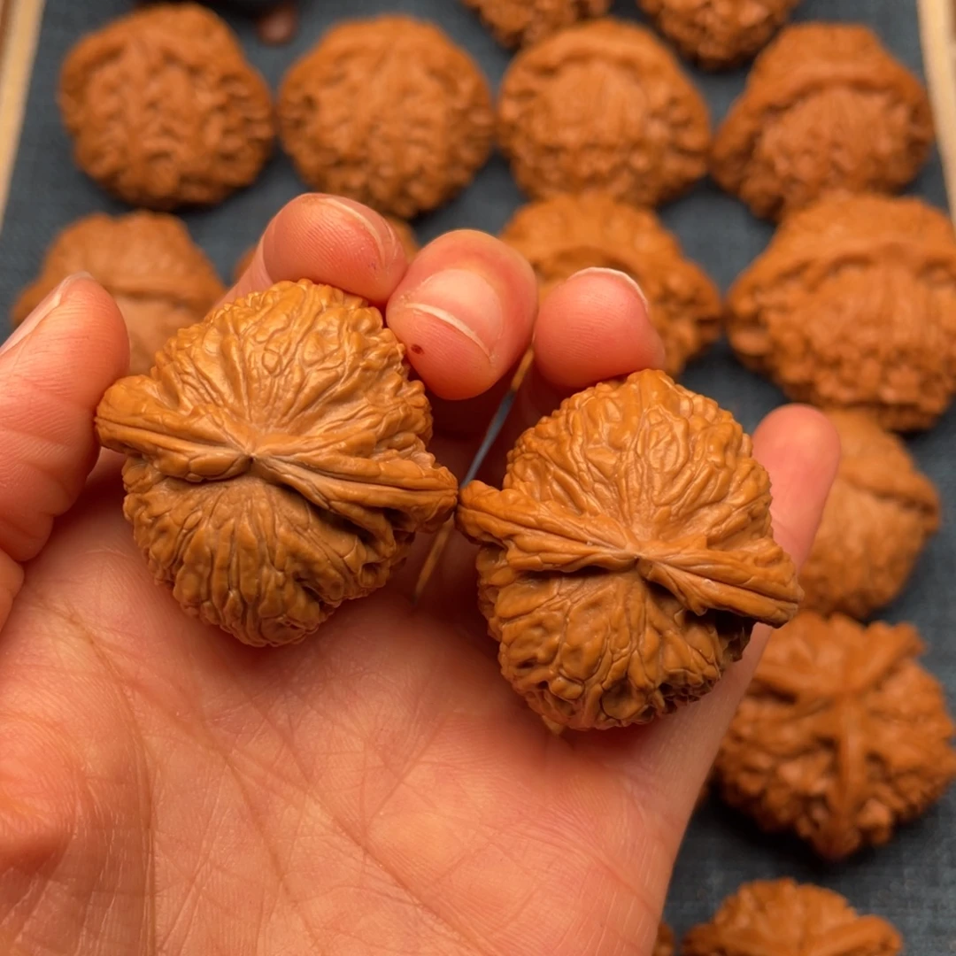 把件文玩核桃36全品毕业球白