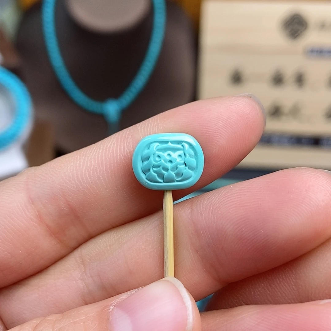 绿松石配饰未镶嵌