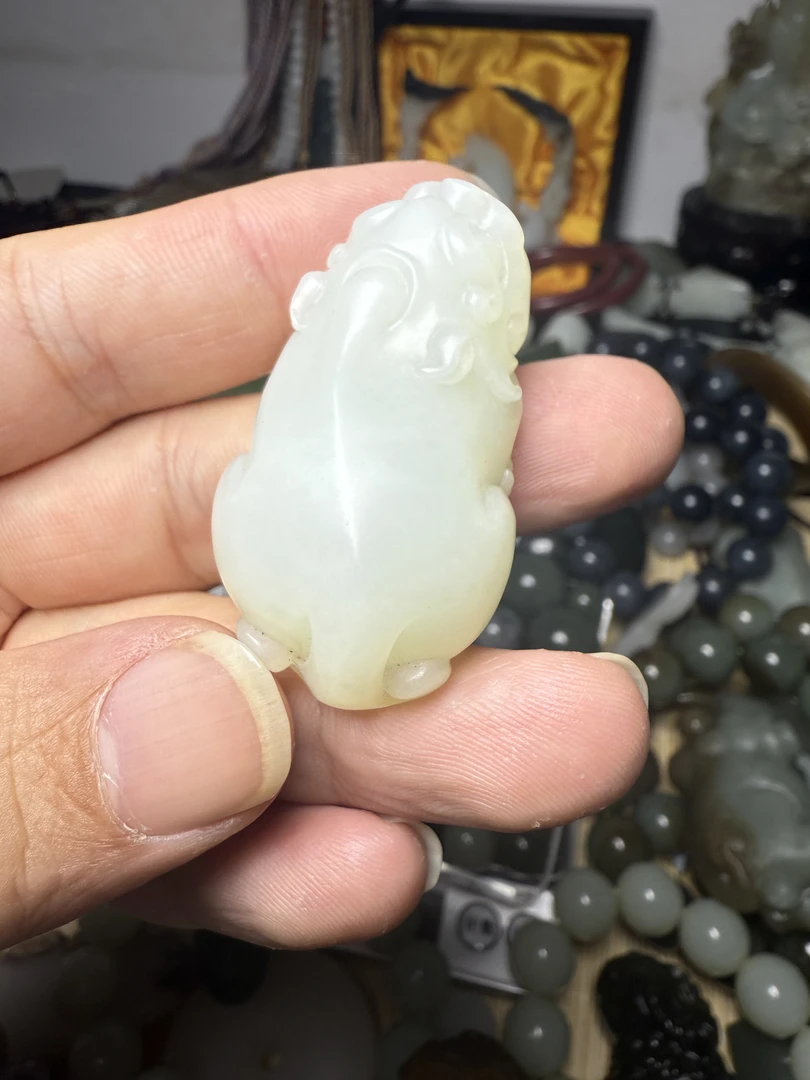 和田玉貔貅挂件一件