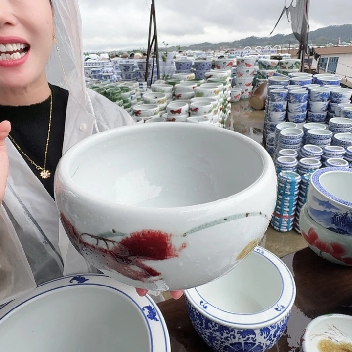 瓷片直径23，高13。。。。