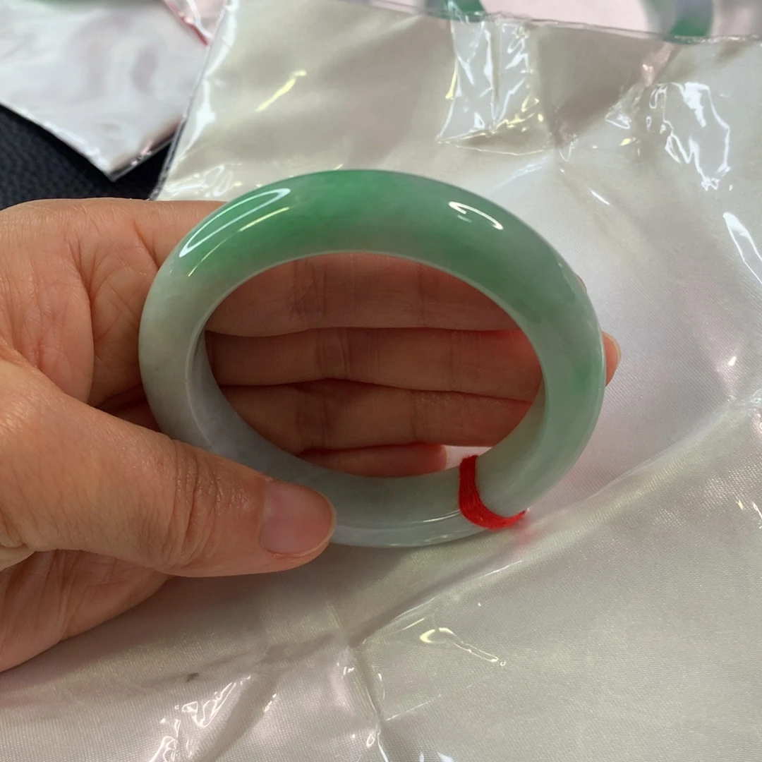 翡翠未镶嵌手镯翡翠手镯54