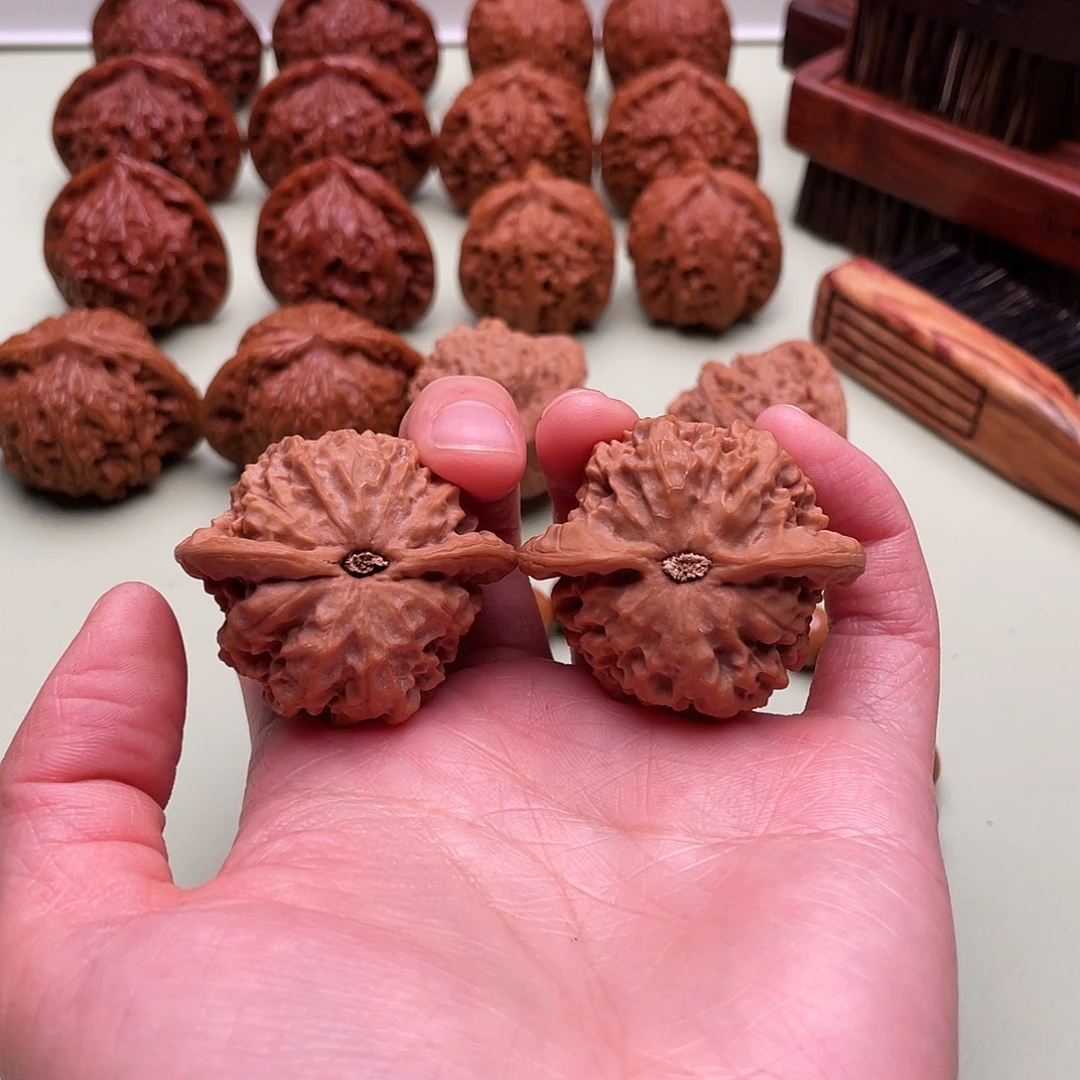 石***页文玩核桃吊坠皮皮公子帽39/35/37