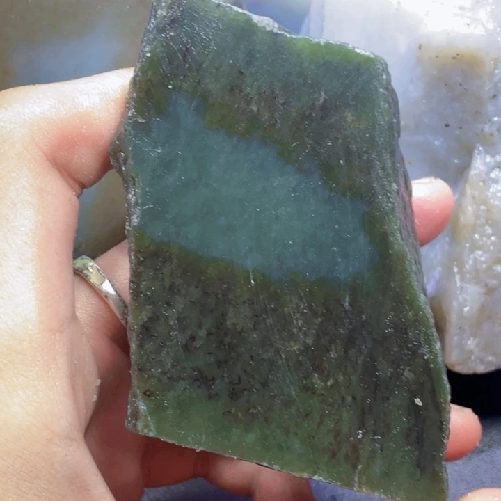 和田玉未镶嵌珠宝半成品