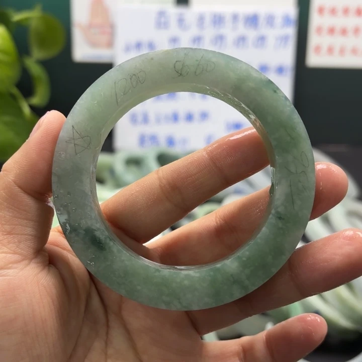 定制翡翠56到60未镶嵌