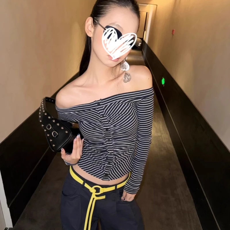 2025年秋季新款条纹性感一字肩百搭显瘦长袖露肩修身显瘦女上衣