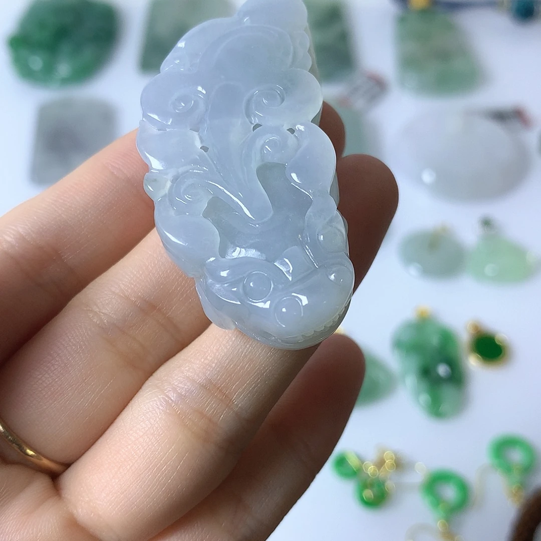 犀***丶翡翠未镶嵌颈饰翡翠88