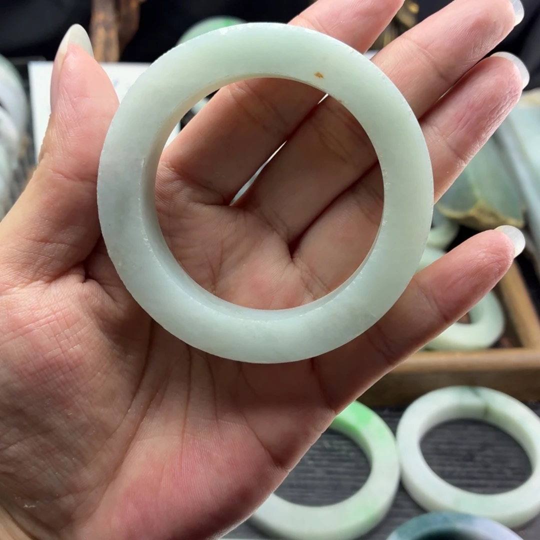 定制翡翠未镶嵌缅甸翡翠A货手镯毛胚定制