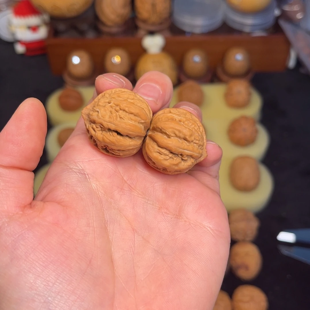 文玩核桃把件袁*钧27.5尺龙麦小手捻