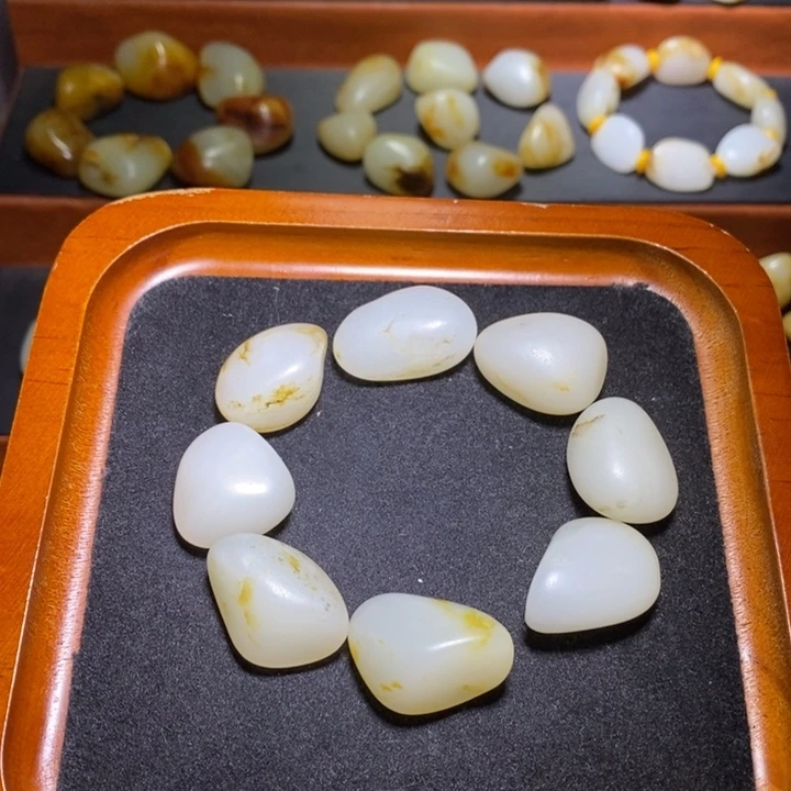 手链未镶嵌和田玉