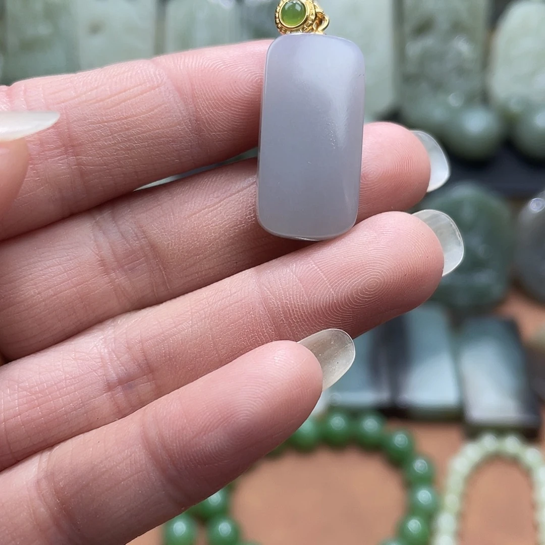 和田玉未镶嵌吊坠(不含链)