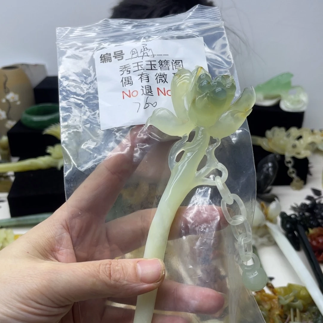 【闪购商品】蛇纹石玉未镶嵌发饰九****人