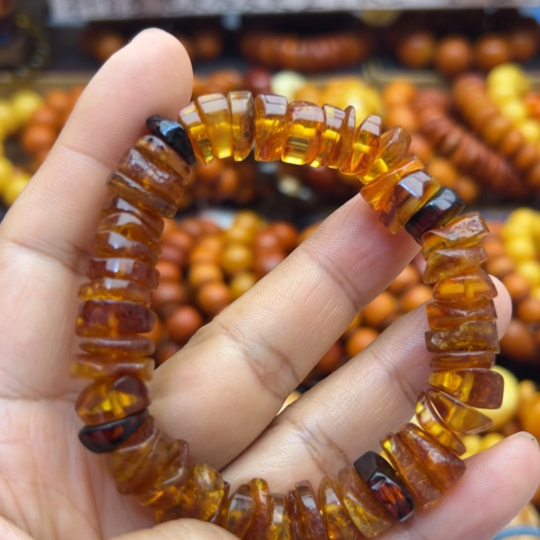 未镶嵌琥珀珠宝奇石