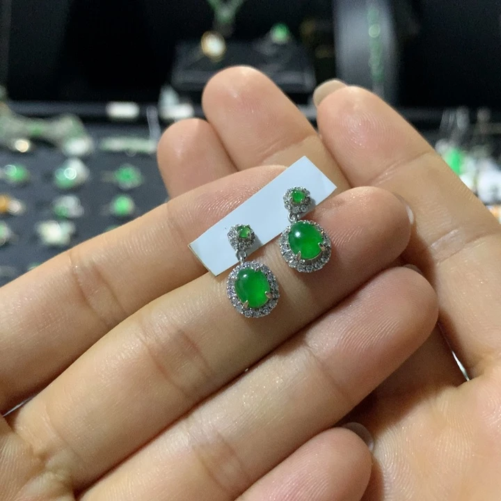 银S925镶嵌翡翠耳饰