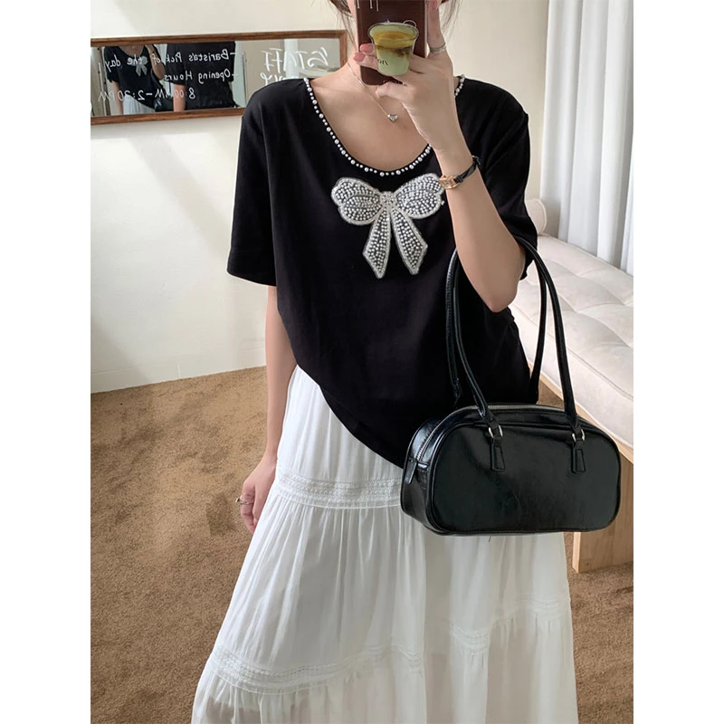 胖mm大码V领重工珍珠蝴蝶结正肩短袖T恤女夏季新款黑色高级感上衣