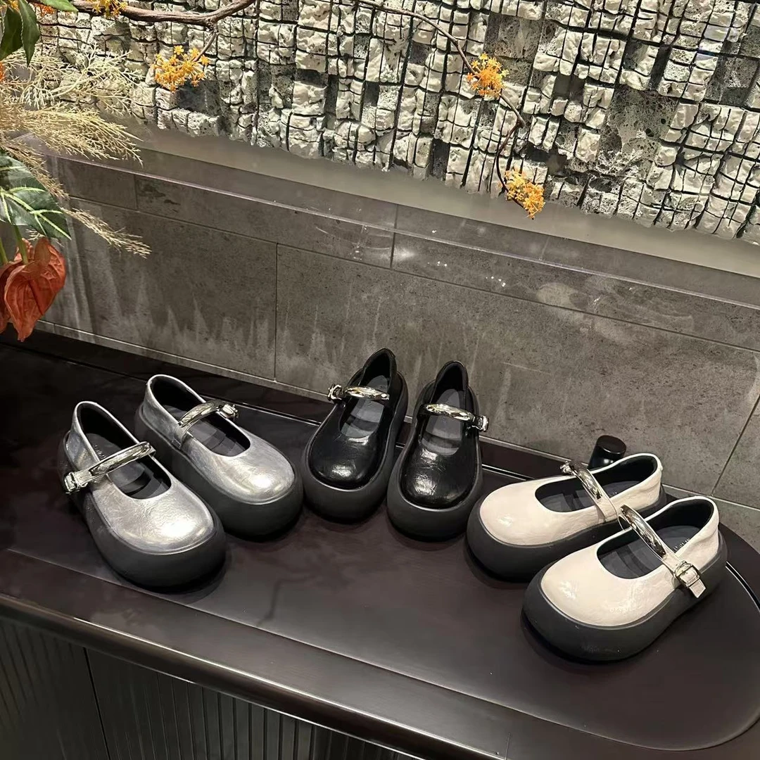 小小苏 | 极简主义玛丽珍 | 爱马6公分法式玛丽珍包头拖;ECX55078