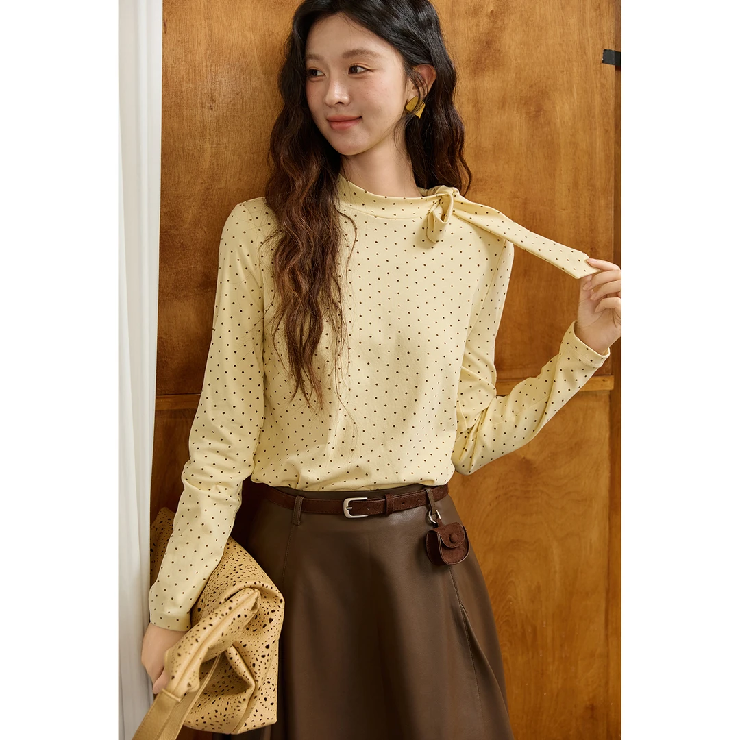 【艾美专属】谜秀黄色波点针织上衣系带领复古打底衫MXE45Z1379