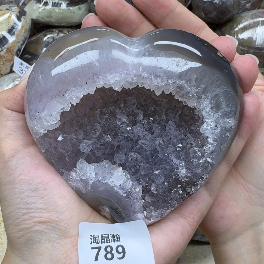 未镶嵌水晶大型摆件（非配饰）