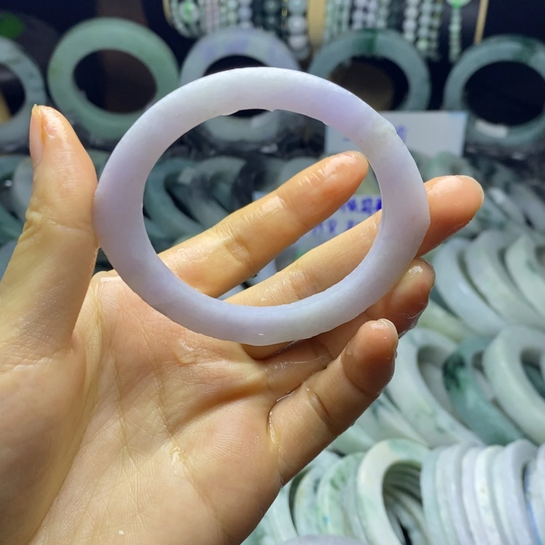 定制翡翠未镶嵌手镯