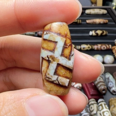 未镶嵌颈饰玛瑙/玉髓