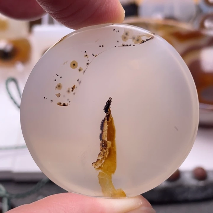 狼***子玛瑙/玉髓未镶嵌吊坠(不含链)