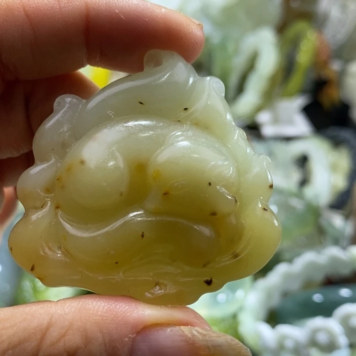 岫玉未镶嵌岫玉吊坠