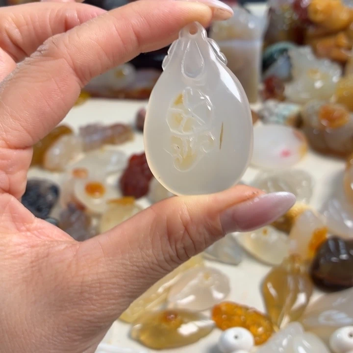 未镶嵌吊坠(不含链)玛瑙/玉髓