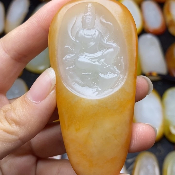 和田玉未镶嵌颈饰