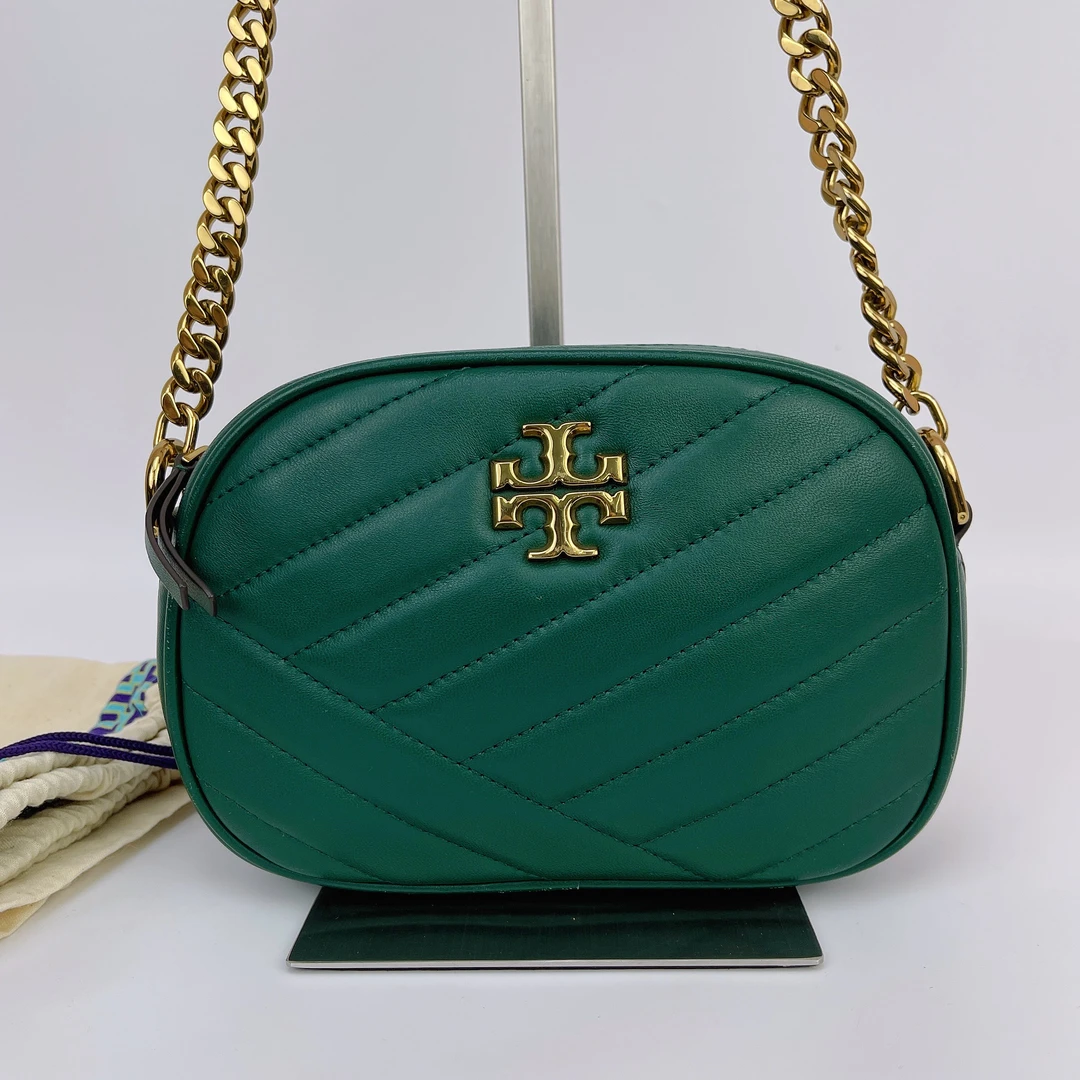 95新 TORY BURCH/汤丽柏琦 汤丽柏琦 绿色相机斜挎包底长18 N141