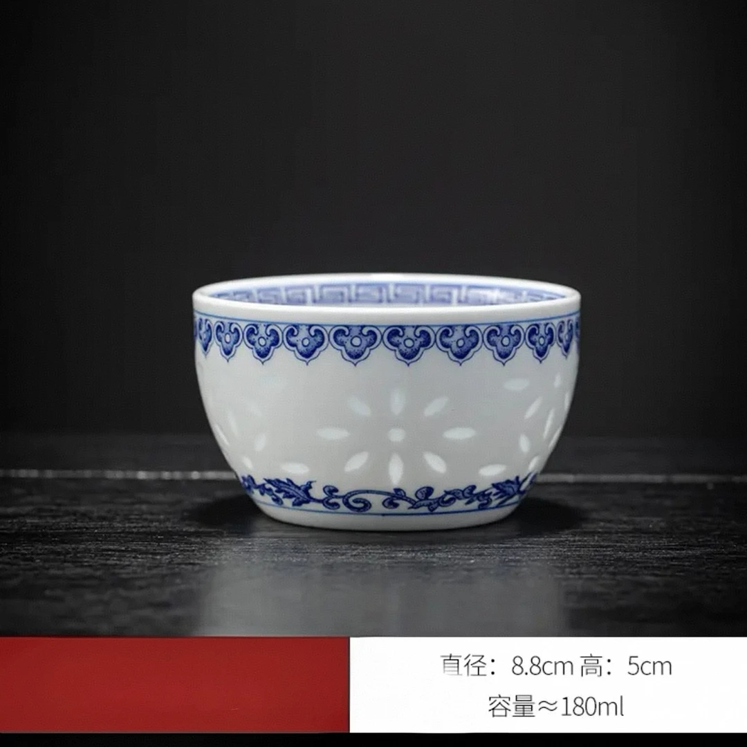 玲珑如意卧足杯手绘青花玲珑瓷功夫单杯家用高档陶瓷主人杯中式